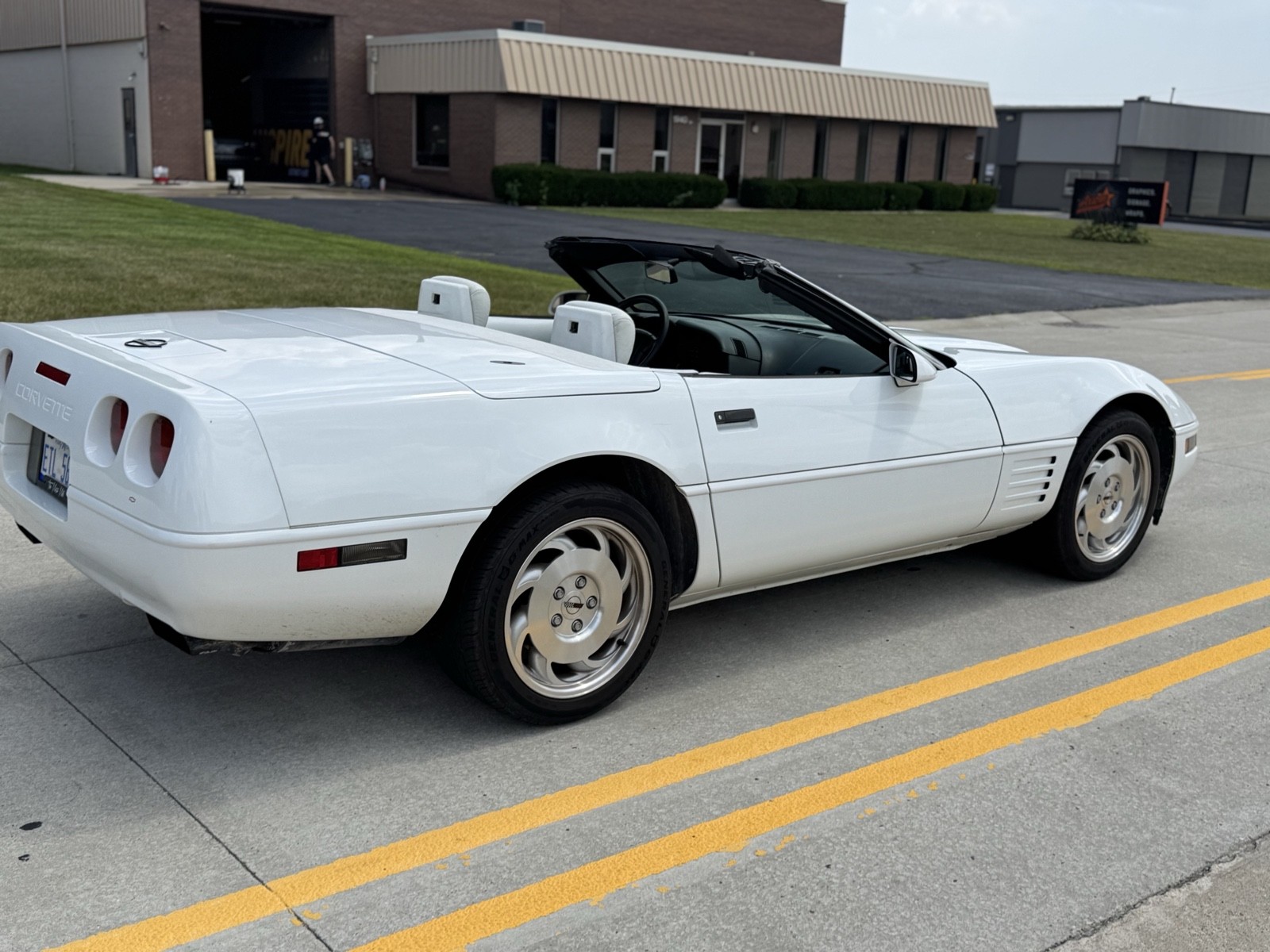 Chevrolet-Corvette-1993-Convertible-3
