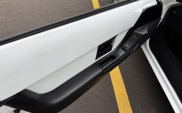 Chevrolet-Corvette-1993-Convertible-31
