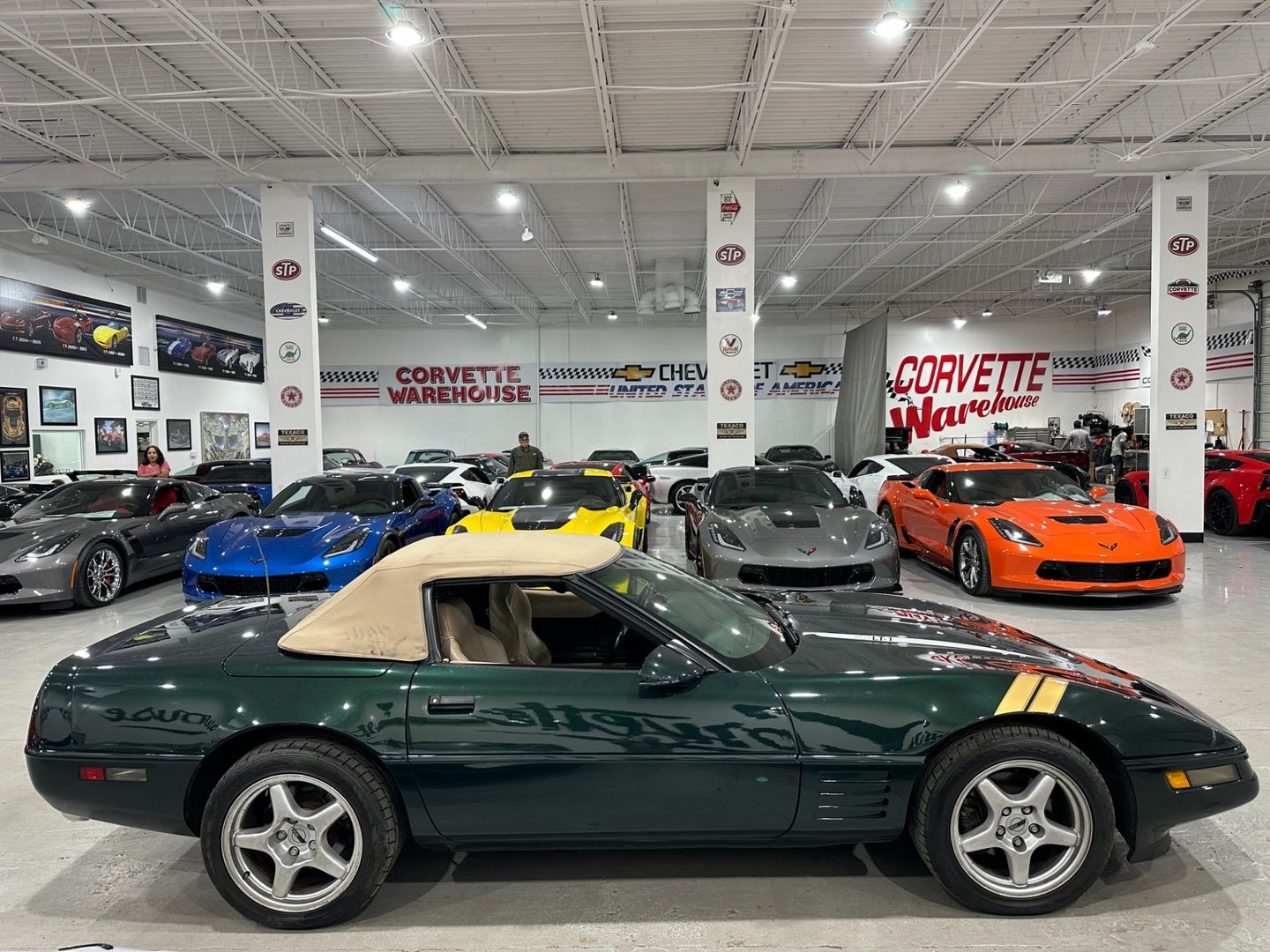 Chevrolet-Corvette-1994-Convertible-4