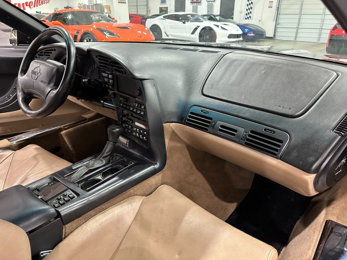 Chevrolet-Corvette-1994-Convertible-8