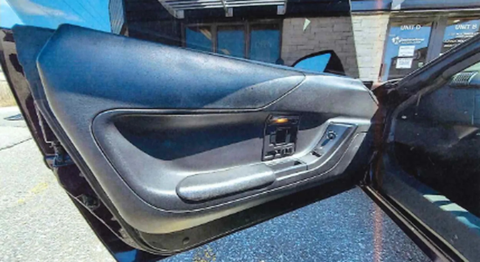 Chevrolet-Corvette-1994-Deep-Purple-Metallic-Black-4