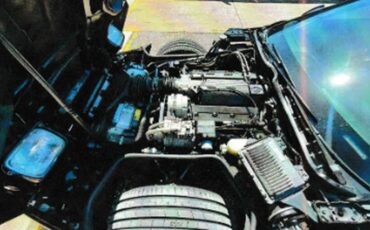 Chevrolet-Corvette-1994-Deep-Purple-Metallic-Black-7