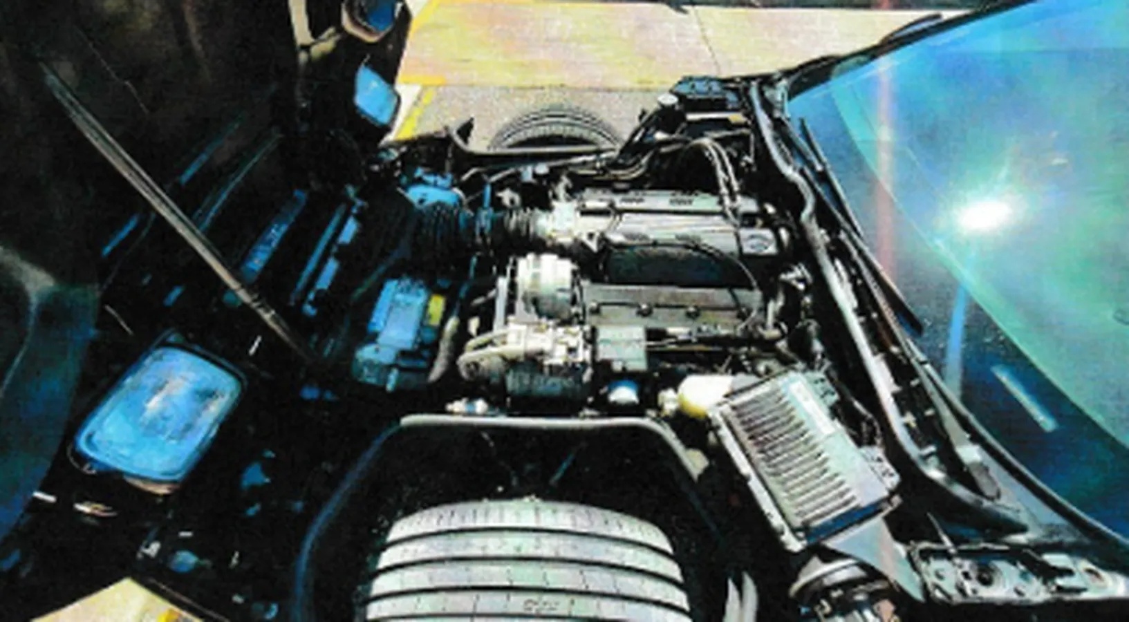 Chevrolet-Corvette-1994-Deep-Purple-Metallic-Black-7