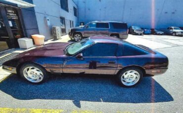 Chevrolet-Corvette-1994-Deep-Purple-Metallic-Black-8