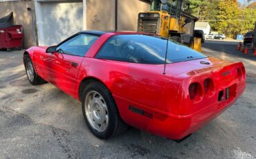 Chevrolet-Corvette-1994-Hatchback-2