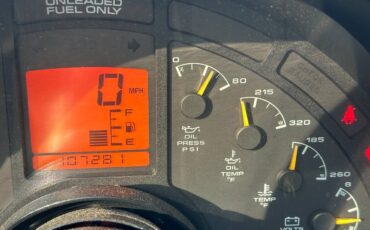 Chevrolet-Corvette-1994-Hatchback-5