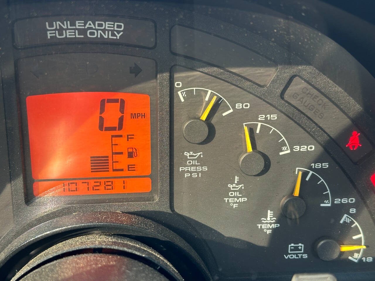Chevrolet-Corvette-1994-Hatchback-5