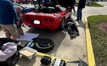 Chevrolet-Corvette-1994-Torch-Red-Black-15