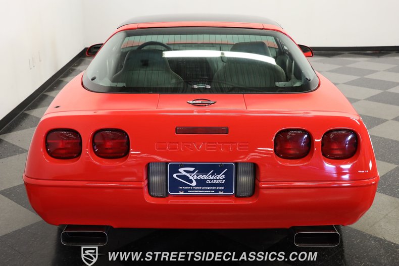 Chevrolet-Corvette-1994-Torch-Red-Light-Gray-12