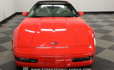 Chevrolet-Corvette-1994-Torch-Red-Light-Gray-16