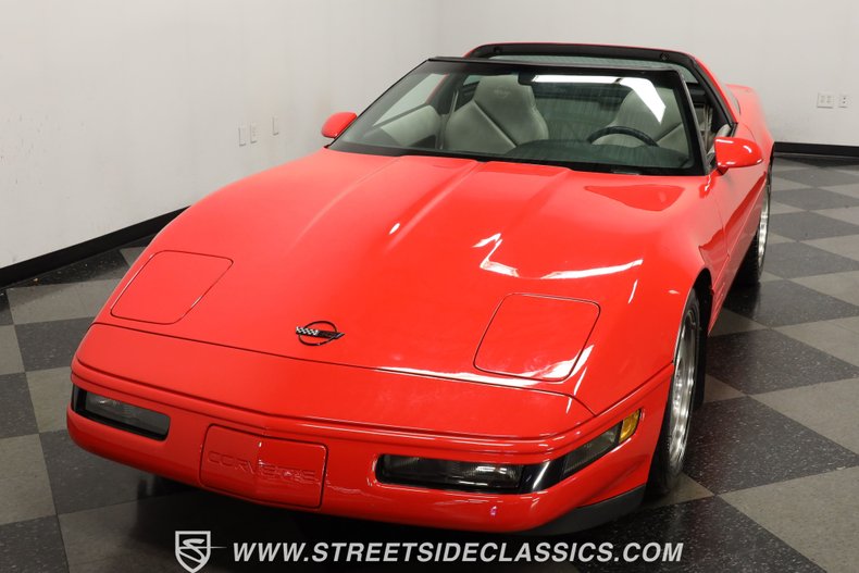 Chevrolet-Corvette-1994-Torch-Red-Light-Gray-17