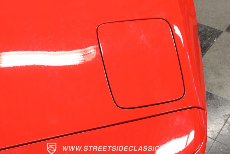 Chevrolet-Corvette-1994-Torch-Red-Light-Gray-20