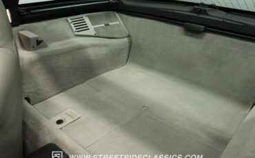 Chevrolet-Corvette-1994-Torch-Red-Light-Gray-37