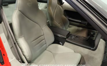 Chevrolet-Corvette-1994-Torch-Red-Light-Gray-39