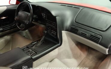Chevrolet-Corvette-1994-Torch-Red-Light-Gray-41
