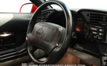 Chevrolet-Corvette-1994-Torch-Red-Light-Gray-42