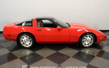 Chevrolet-Corvette-1994-Torch-Red-Light-Gray-46