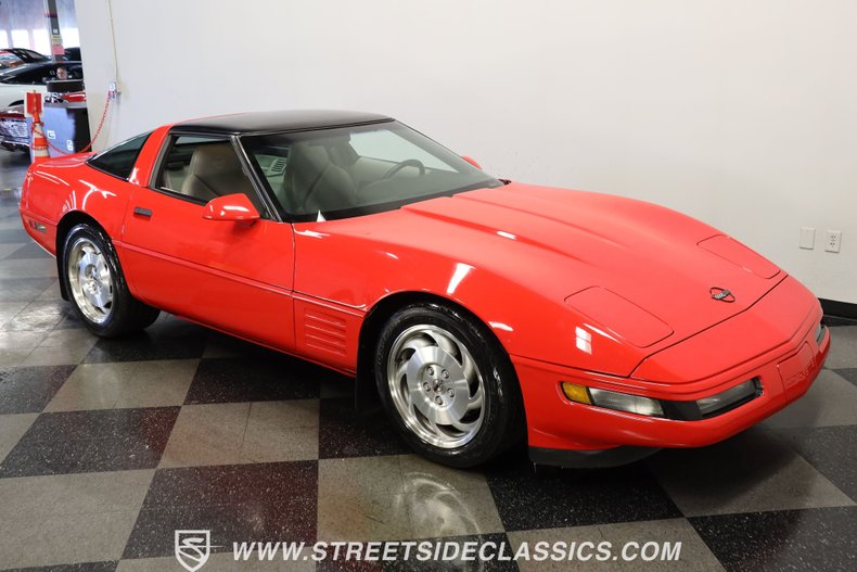 Chevrolet-Corvette-1994-Torch-Red-Light-Gray-47