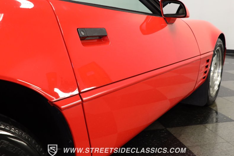 Chevrolet-Corvette-1994-Torch-Red-Light-Gray-49