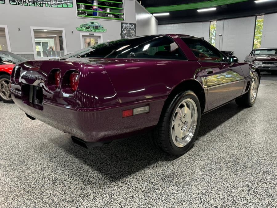Chevrolet-Corvette-1996-2dr-Car-2