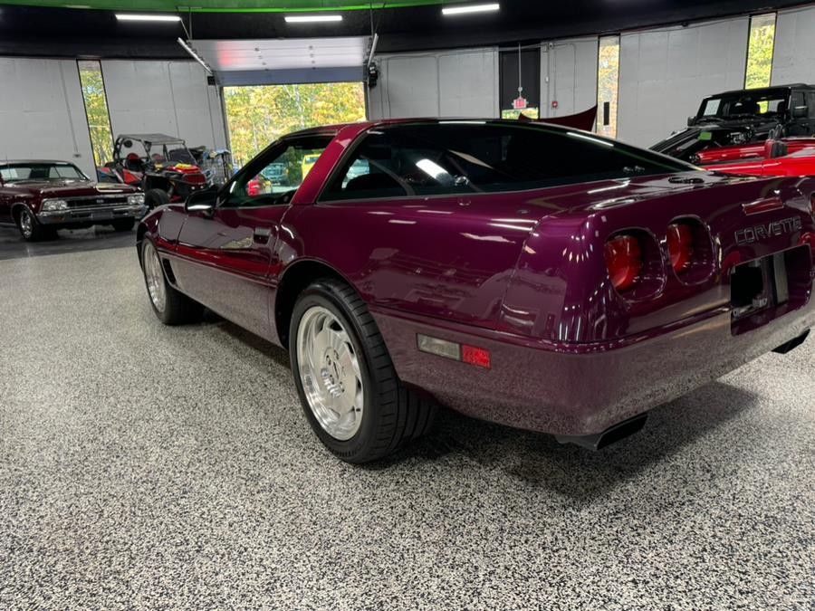 Chevrolet-Corvette-1996-2dr-Car-4