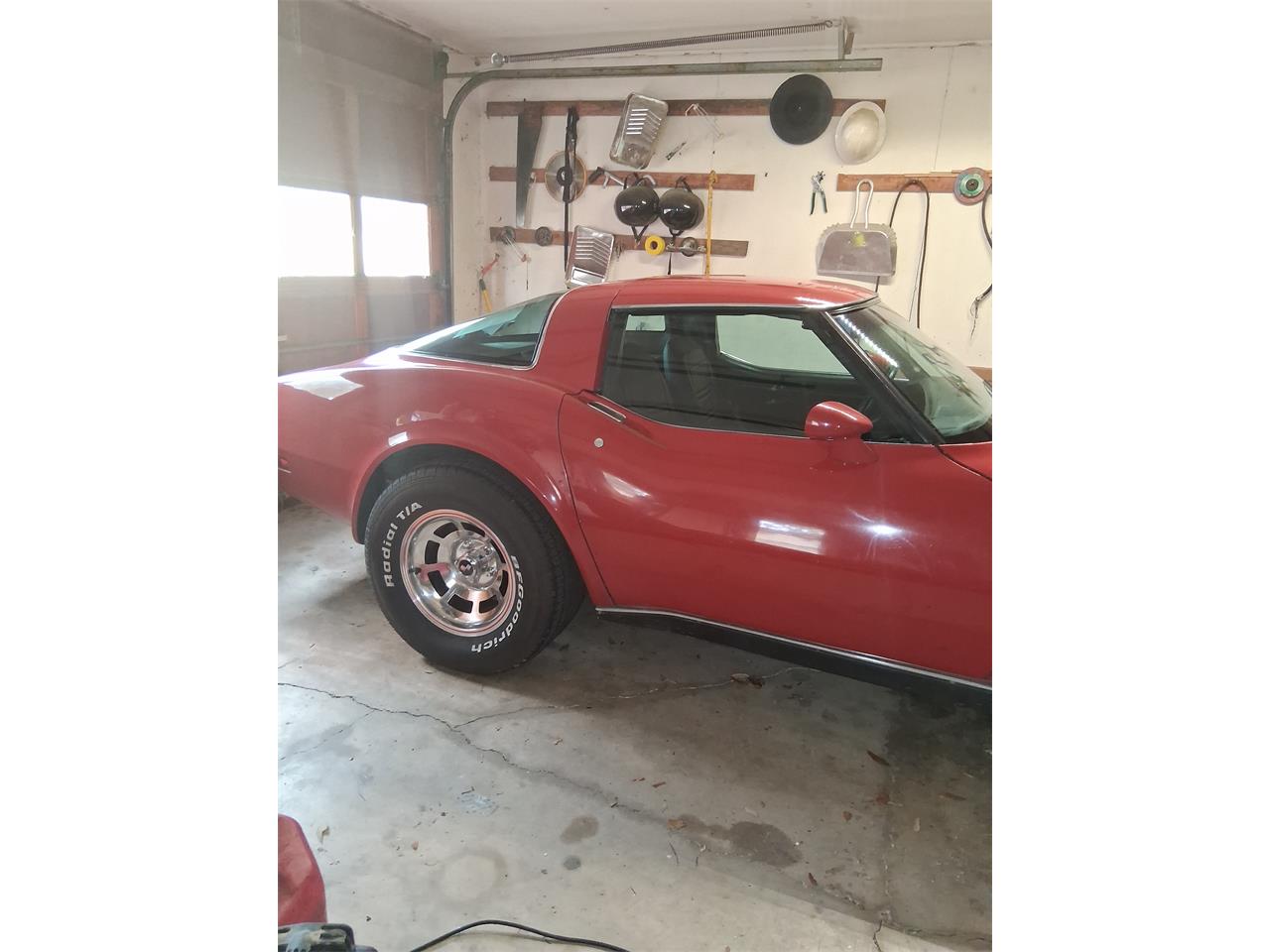 Chevrolet-Corvette-c3-collectors-edition-1978-Red-Black-11