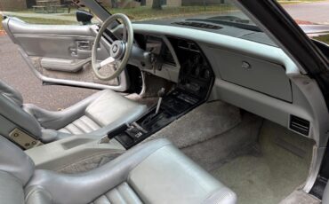 Chevrolet-Corvette-indy-500-pace-car-1978-BlackSilver-Silver-16