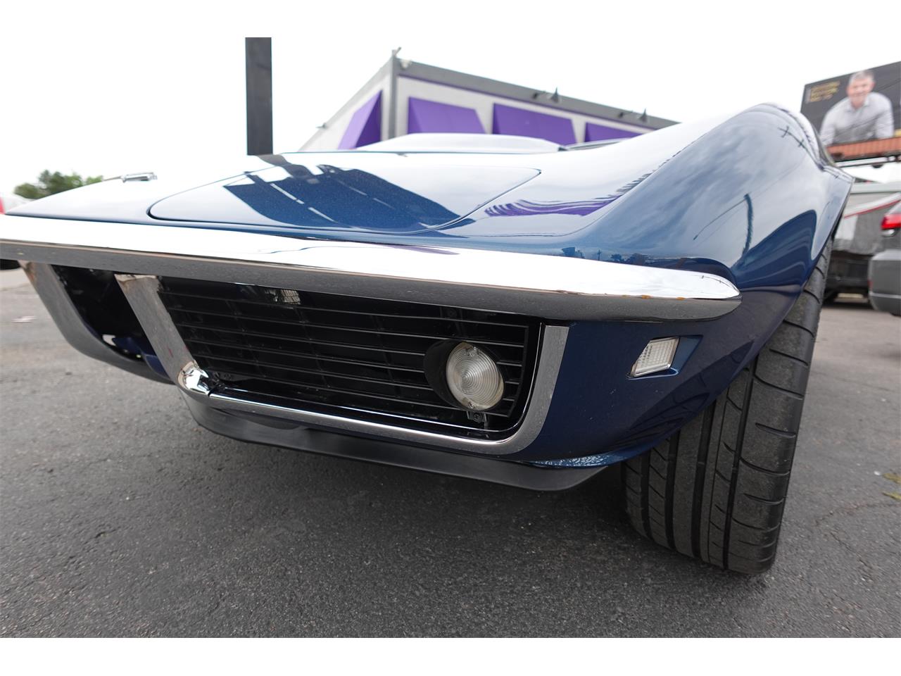Chevrolet-Corvette-stingray-1968-paint-code-978-blue-1