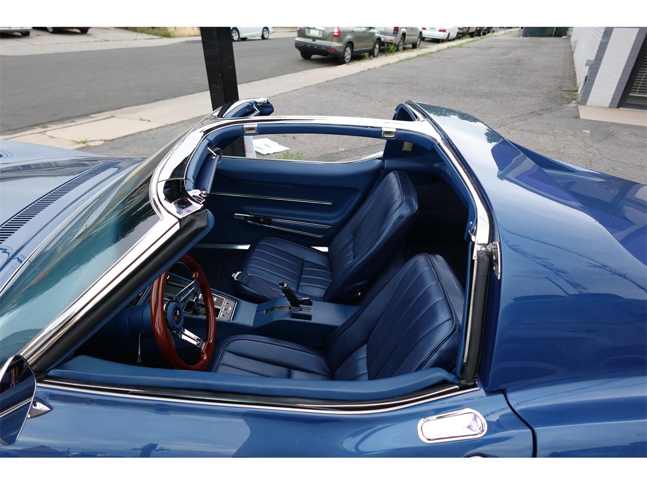 Chevrolet-Corvette-stingray-1968-paint-code-978-blue-10