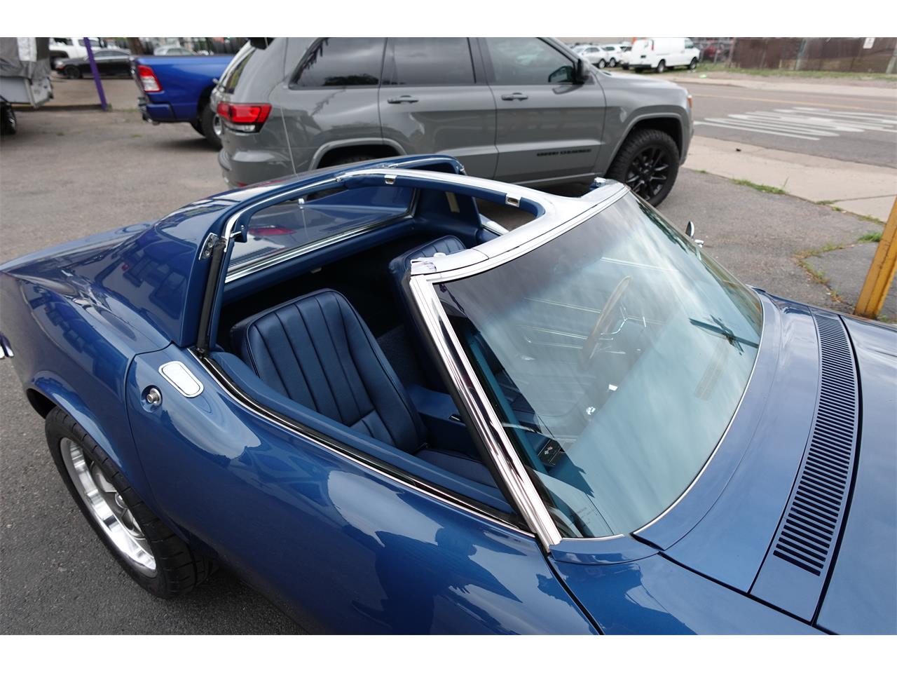 Chevrolet-Corvette-stingray-1968-paint-code-978-blue-18