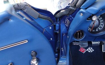 Chevrolet-Corvette-stingray-1968-paint-code-978-blue-27