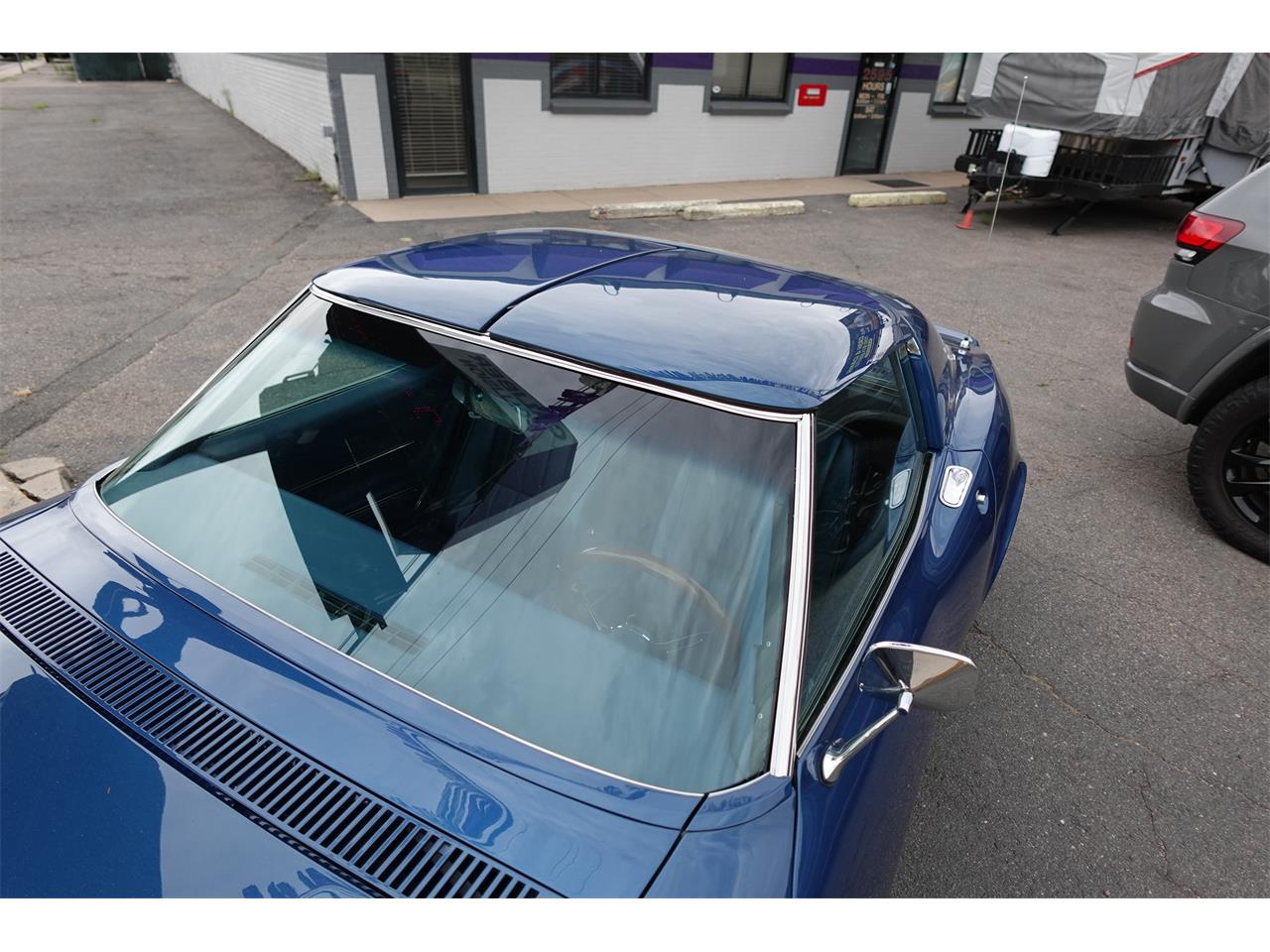 Chevrolet-Corvette-stingray-1968-paint-code-978-blue-28