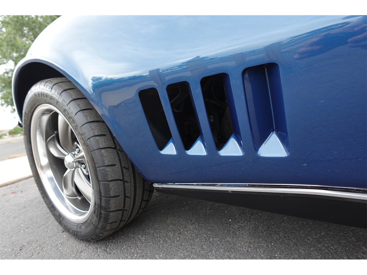 Chevrolet-Corvette-stingray-1968-paint-code-978-blue-35