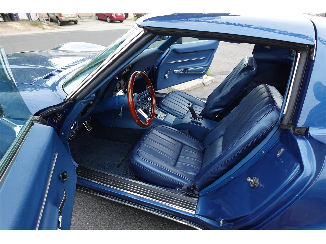 Chevrolet-Corvette-stingray-1968-paint-code-978-blue-39