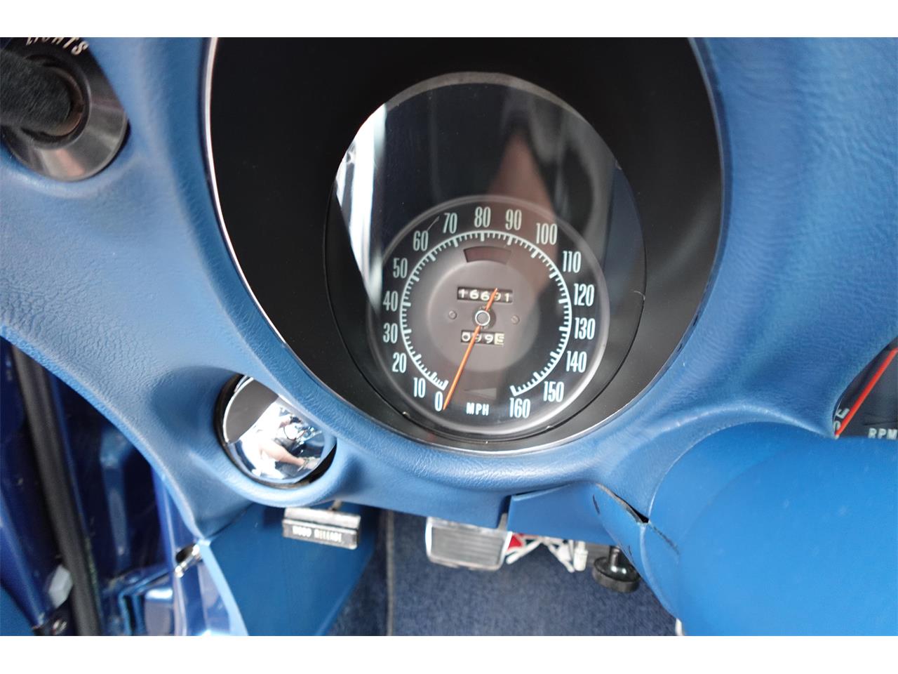 Chevrolet-Corvette-stingray-1968-paint-code-978-blue-43