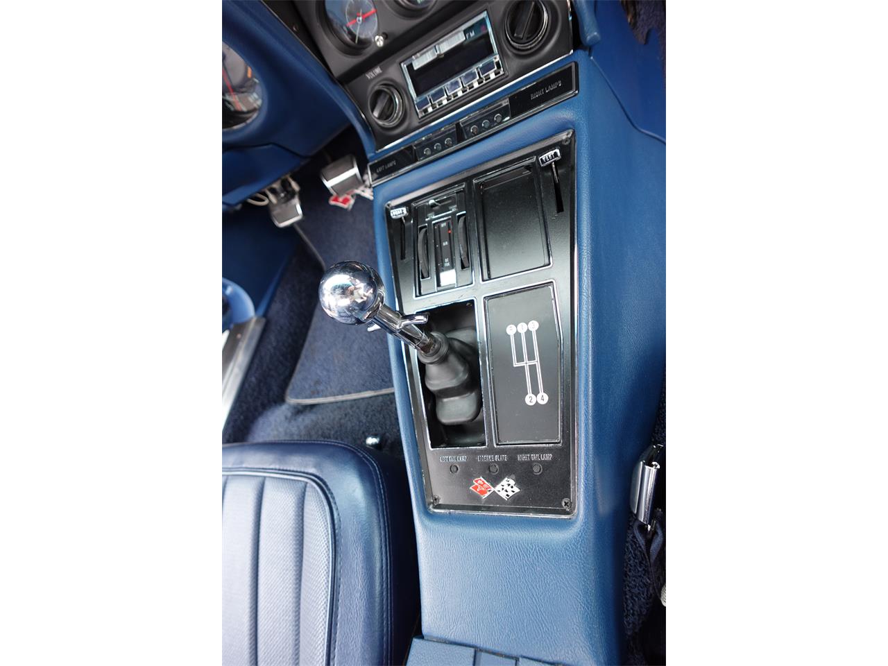 Chevrolet-Corvette-stingray-1968-paint-code-978-blue-45