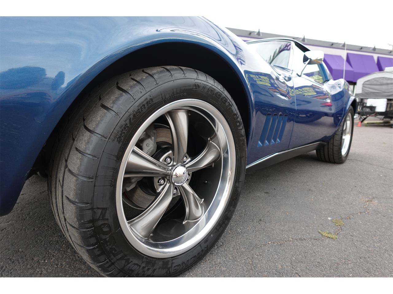 Chevrolet-Corvette-stingray-1968-paint-code-978-blue-9