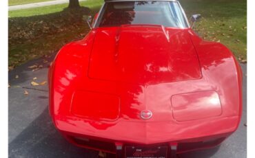 Chevrolet-Corvette-stingray-1975-red-black-1