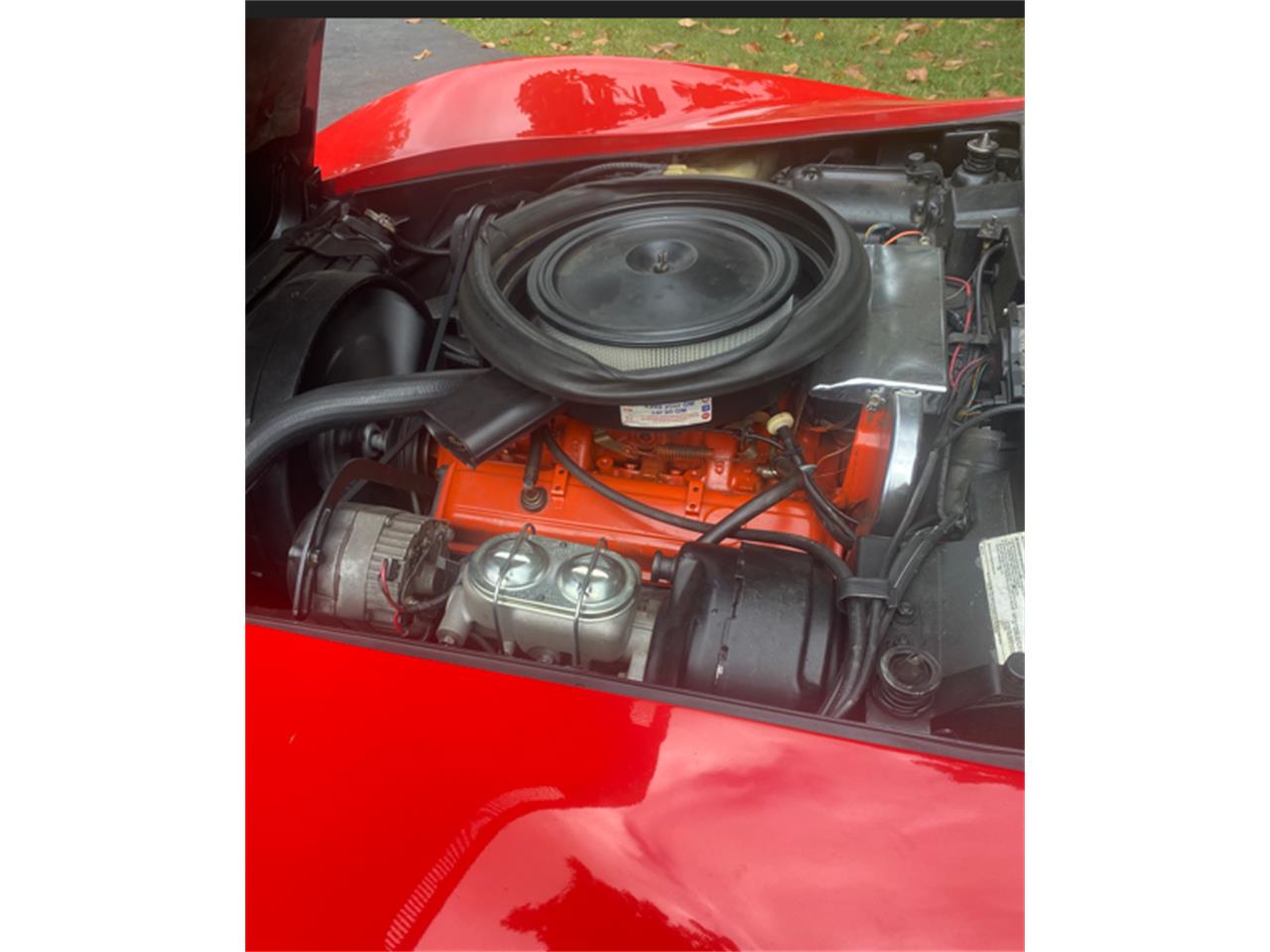 Chevrolet-Corvette-stingray-1975-red-black-5