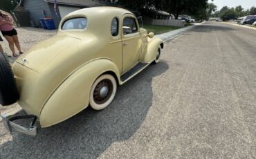 Chevrolet-Coupe-1936-Tan-Cream-3