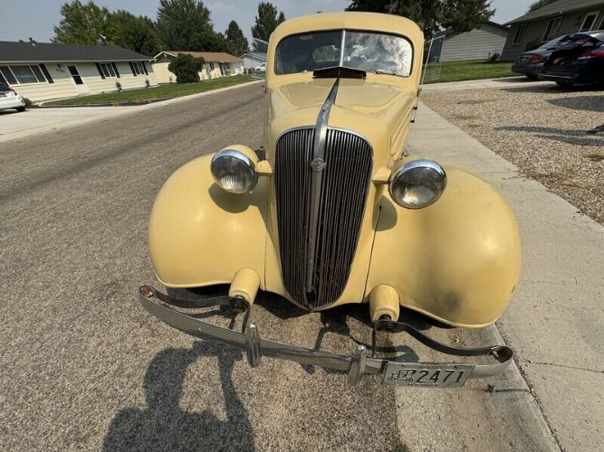 Chevrolet-Coupe-1936-Tan-Cream-6