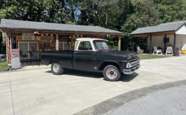 Chevrolet-Custom-10-1965-Black-amp-White-Two-Tone-Red-With-White-Inserts-2