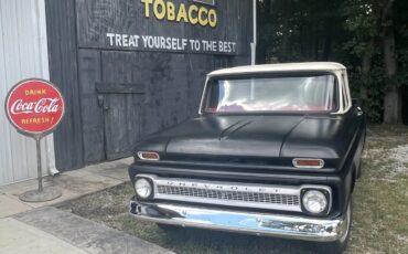 Chevrolet-Custom-10-1965-Black-amp-White-Two-Tone-Red-With-White-Inserts-3