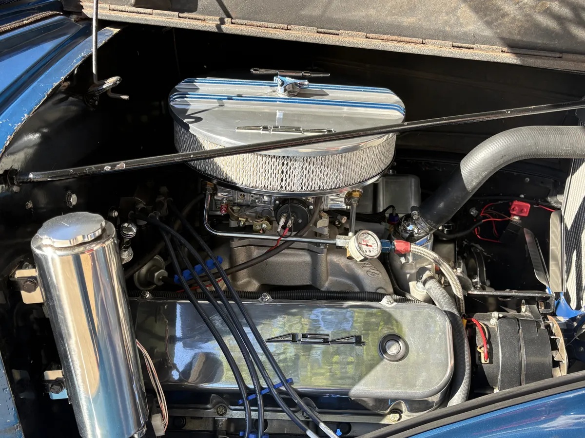 Chevrolet-Deluxe-1939-Blue-Blue-6