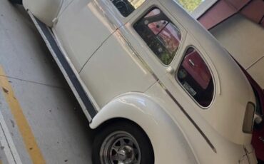 Chevrolet-Deluxe-1940-1