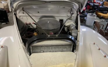 Chevrolet-Deluxe-1940-2