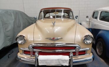 Chevrolet-Deluxe-1950-Beige-Beige-6