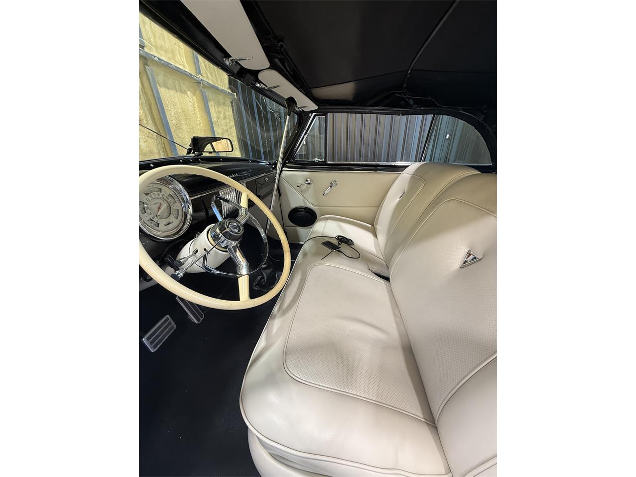 Chevrolet-Deluxe-1950-Black-White-13