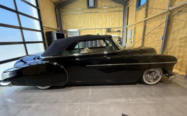 Chevrolet-Deluxe-1950-Black-White