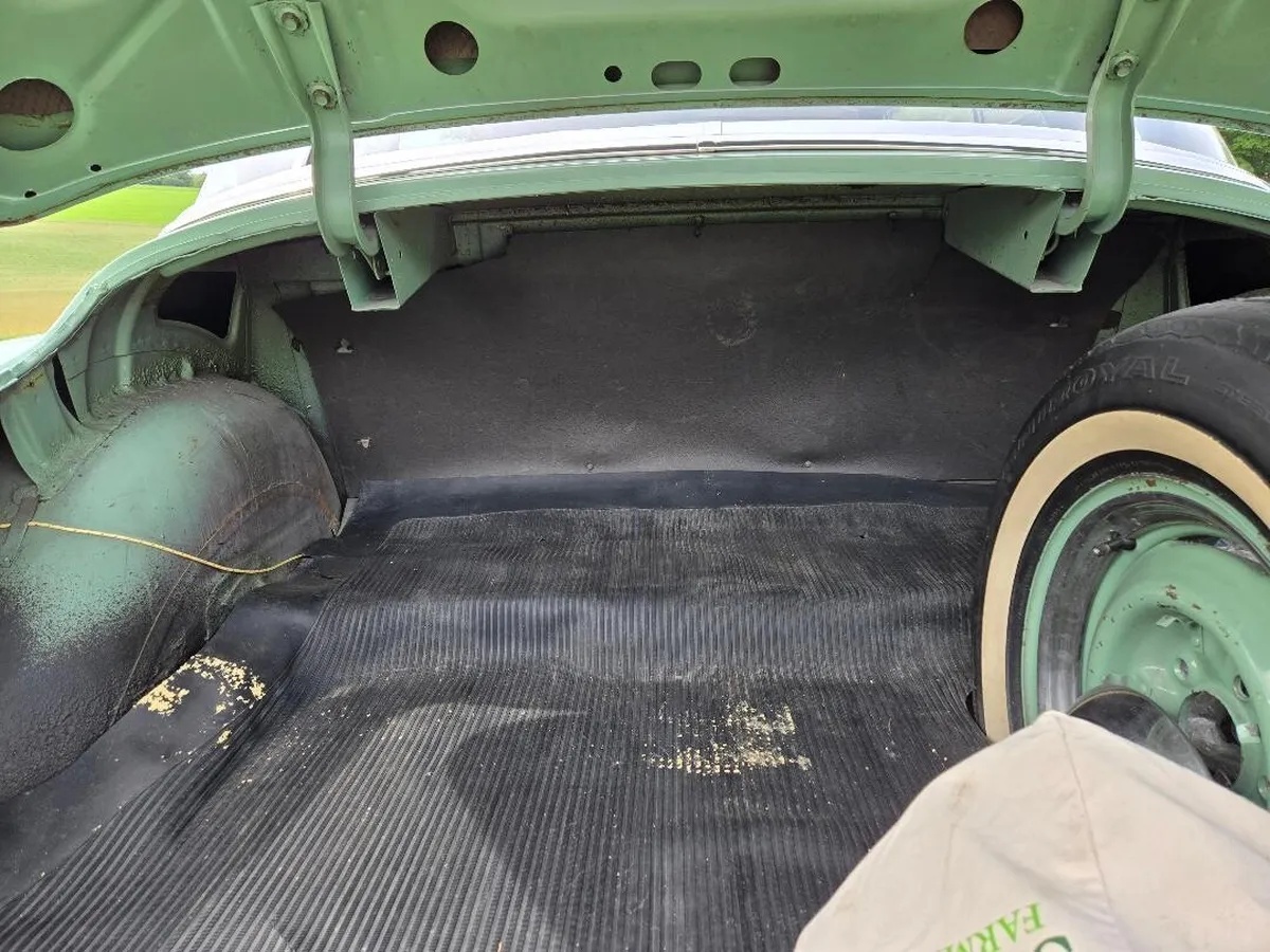 Chevrolet-Deluxe-1952-Green-Green-11